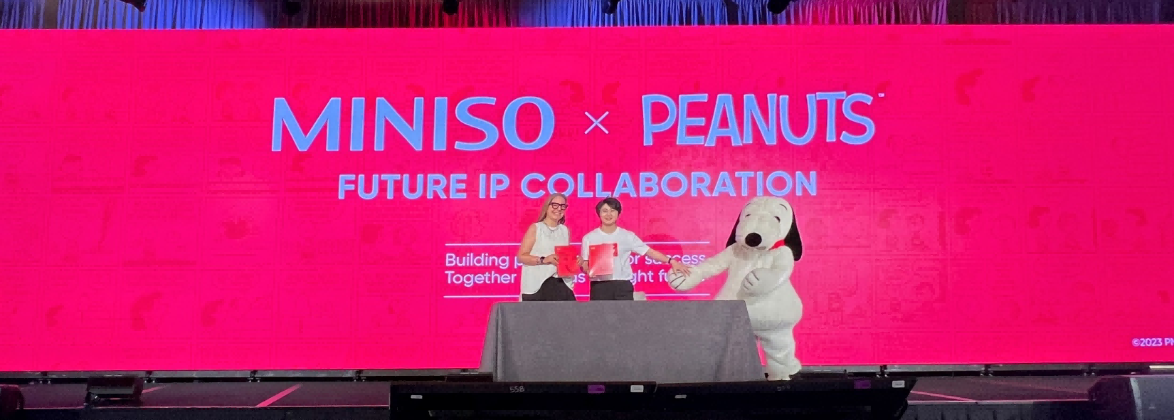 首度攜手Peanuts，
名創(chuàng)優(yōu)品史努比聯(lián)名新品系列即將來襲！