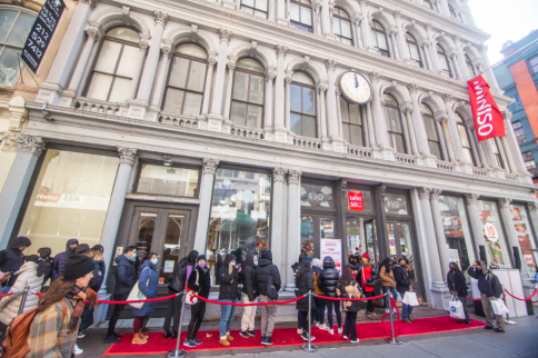 拓店新高度！
名創(chuàng)優(yōu)品“＄10’N Under”落戶曼哈頓